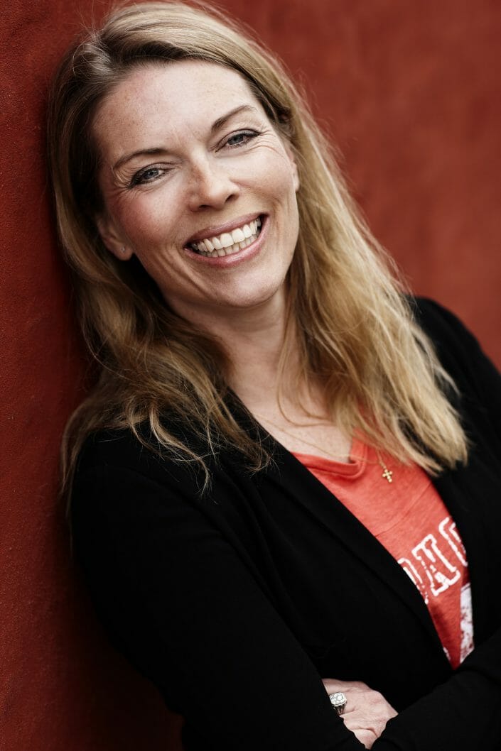 Portræt til Alt For Damerne, forfatter Julie Hastrup ©fotograf Ida Schmidt